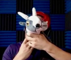 quirkiplier:  #makeadifference and use goats to absorb your salty sweat -  they crave that mineral@markiplier
