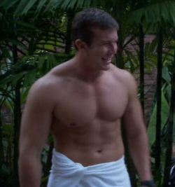 rileymizfitdibiase:  Reposting this screencap because I can - Ted behinds the scenes of the Marine 2  Oh god I know he wears less in the ring, but seeing him in a towel! *_*