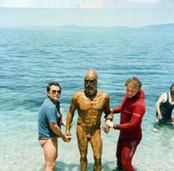adoerable:  sixpenceee:  The Riace bronzes were discovered August 16, 1972. The classical Greek statues were spotted partly buried in the sand about 300 meters off the cost of Riace, near Reggio Calabria, Italy.   i thought the first pic was two good