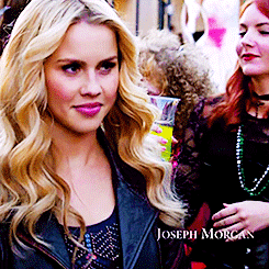 Claire Holt Tumblr_nb4tnzeT531rf2djfo1_250