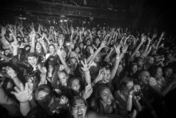crowd @thenbhd concert, The Fonda Los Angeles 7/15