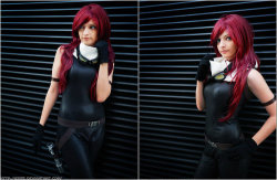 hotcosplaychicks:  Mara Jade -  Issse Cosplay Check out http://hotcosplaychicks.tumblr.com for more awesome cosplay 