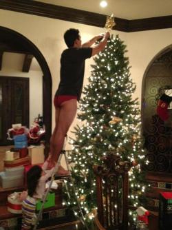tumblinwithhotties:  Mario Lopez topping his tree in his undies
