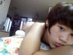 east-asia-guys:  Lots of Korean guy pics  http://desireus-lee.blogspot.jp/ 