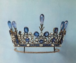 marthajefferson:carolathhabsburg:Sapphire and diamond tiara, property of a polish countess. 1900s.