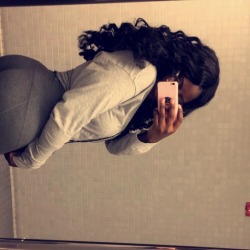 7mangoes:  truuqueen:  7mangoes: 7mangoes:  got a few pussy niggas in their feelings 😇  I TOLD y'all I was getting slim thick in 2017 :)  LISSEN  👂🏾👂🏾👂🏾