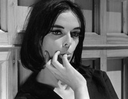 paolo-tedeschi:  Federico Fellini, 8½, 1963.  Barbara Steele 