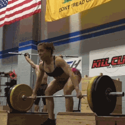 etheriiel:gifcraft:Darian Sperry 180 lb (81.65 kg) snatchI love how the guys in the background are so excited for her