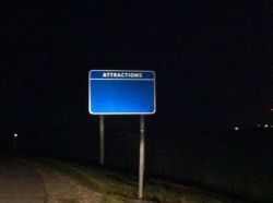 amischiefofmice:  a-a-n-d:  blinddarkness:  rlmjob:  welcome to my blog  the sign looks like it’s walking towards me i feel threatened    coming attractions! 