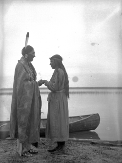 pachatata:  Young couple I Waterhen River, Saskatchewan | Canada 1931 