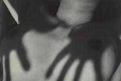 killerbeesting:  Arthur Siegel - nude (hand shadows over breasts), 1940 