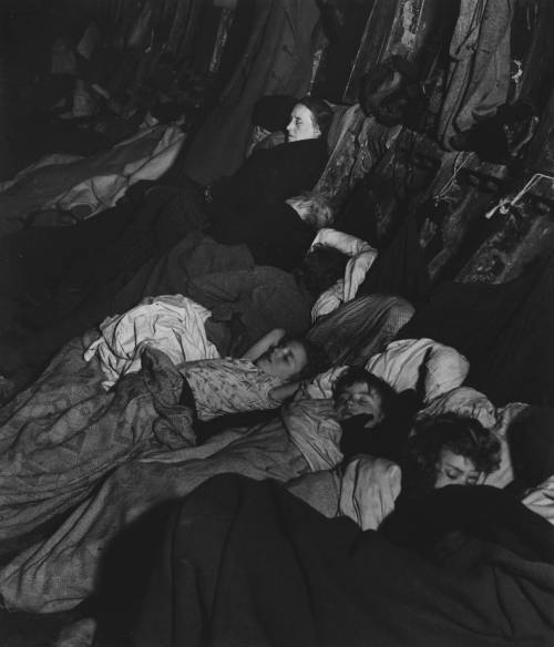 Bill Brandt - Crowded, Improvised Air-Raid Shelter in a Liverpool Street Tube Tunnel, 1940. Nudes &amp; Noises  
