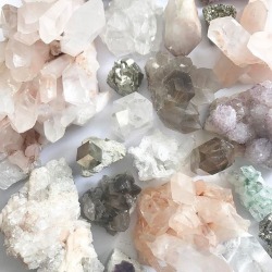 uyesurana: a beautiful array of crystals