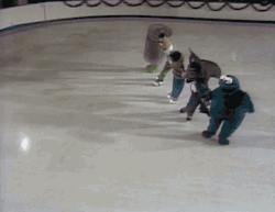 gameraboy:  Grouch ice skating. Christmas Eve On Sesame Street (1978)