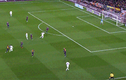 dekabreak101:  Ronaldo goal vs. Barcelona, what a pass by Benzema