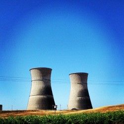 rogerkaneko:  Rancho Seco Nuclear Generating Station. #herald #california #nuclear #meltdown #nukes #blinky #roadtrip