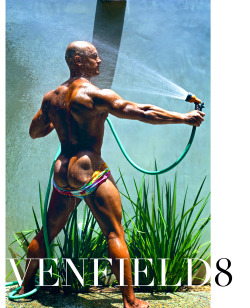venfield8:  Chuveiro de Jardim, 2014  V E N F I E L D 8  