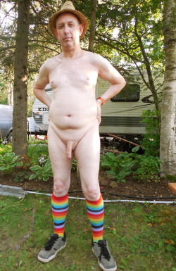 campingnude:  camping at Bare Oaks Canada, summer 2013. thank you for your submission 
