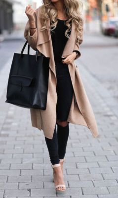 classy-in-the-city:  Get this chic and cozy coat for only า.99 Here 