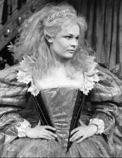 nattie-k:  Judi Dench as Titania, A Midsummer Night’s Dream in 1952.