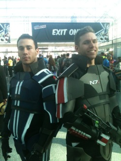 andrewartwork:  These guys were too cute/funny.  The Shepard cosplayer recognized me when I asked for a photo (actually he said “Hey you’re that guy with the Mass Effect porn blog”) bahaha I tried to explain that I don’t just draw porn but then
