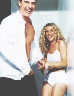 knee-deep-in-clunge-mate:  supermodelgif:  Chris Noth &amp; Sarah Jessica Parker  omfg i love these 2 