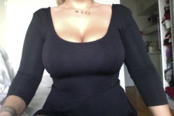 labellejeunefillesansmercii:  Crappy webcam photos 💕 My boobs look big and my waist looks small so it’s a good day