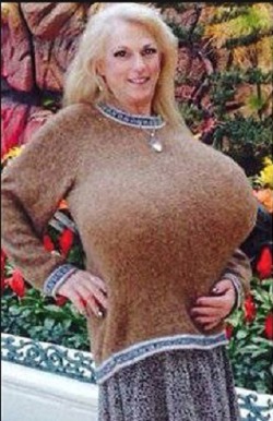 musemintmadness: Real Life Big Breasts #10 Busty Heart - 48-24-36 - 34M cup  wonderful figure