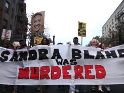 zerosuit:  fuckyeahmarxismleninism:  Brooklyn, NYC: Justice for Sandra Bland and other Black Women Killed by Police, July 13, 2016.   More than 700 people gathered in Flatbush, Brooklyn, and marched to honor the lives of Sandra Bland and other Black women