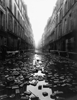 The Paris Library floods [1910]