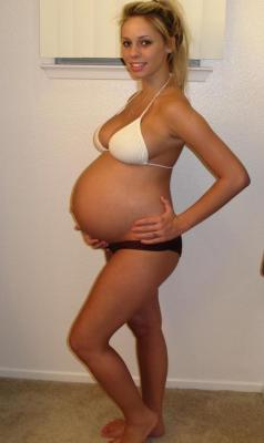 prego-porn:  Do you guys like my new picture? Wanna hook up with me? Click Here 