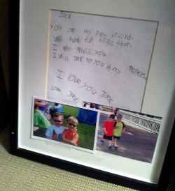 gogobarbiexoxoxo:  jinglemehaz:  dashboardemergency:  A friend of Jack Pinto, 6, who was killed Friday, wrote this note on display at Jack’s funeral today:       Jack, You are my best friend. We had fun together. I will miss you. I will talk to you