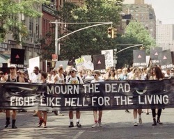 adayinthelesbianlife:  New York, 1992 