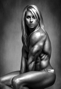 femalemuscletalk:  Beautiful female muscle sculpture.  Leanne Spokes   #femalemuscle  #femalebodybuilding  #bodybuilding  #fitness  #femalewrestlers  #bikini  femalemuscle.com