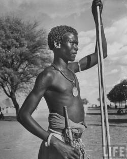 d-ici-et-d-ailleurs:Shilluk, Soudan, 1950 par Eliot Elisofon 