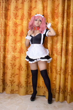 hotcosplaychicks:  Karuta Roromiya by AmeniDusk   Check out http://hotcosplaychicks.tumblr.com for more awesome cosplay 