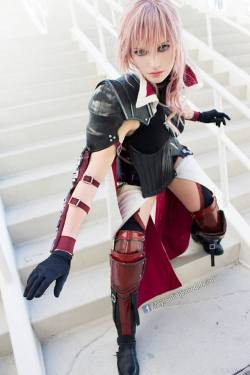 cosplay-gamers:  Lightning Returns: Final Fantasy XIII - Lightning Cosplay by Alyson Tabbitha Photography by TOUYAdex 