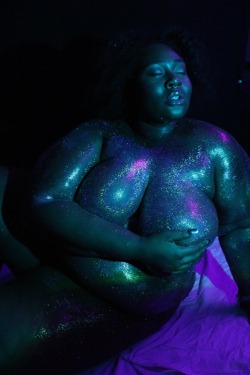 pkbrown93:  alongcameabutterfly:   My body is magical.  Every hill and valley. Every dip and turn. Every bump &amp; roll.  Pure intergalactic magic 👽☄✨   Photography|Taylor Giavasis for The Naked Diaries  (NOT FOR BBW BLOGS)  {thebutterflyeffect]