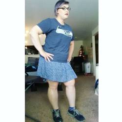 ramonajp:  Tried my hand at a @rileysilverman style selfie. Sadly I don’t have her photography skills… or her fashion sense… or her legs… :) #transgender #girlslikeus #OOTD #Seahawks #GoHawks  (at Columbus, Ohio) 