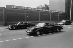 jonasgrossmann:  harald hauswald… wilhelm-pieck-straße, ost-berlin, 1983 @ spiegel