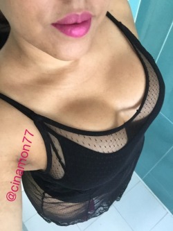 curiouswinekitten2:  Good morning you gorgeous kitten! I saved this one just for your Cleavage Sunday 😘 xoxo https://cinamon77.tumblr.com/  💕💕💕💕.   Yay!  Hot pink lips too!