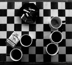  Coffee and Cigarettes, 2003, Jim Jarmusch 