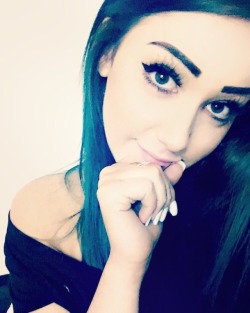 valleyking03:  valleyking03: 956rgvlatinas:  Nice  If you need a man with money you hit me up am all about  Tell me what you need