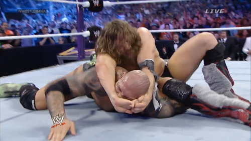 The Official WWE Thread - Part 13 - BRYAN NEW CHAMP YES! YES! YES! - Page 5 Tumblr_n3n42bxpCh1qzrqwso1_500