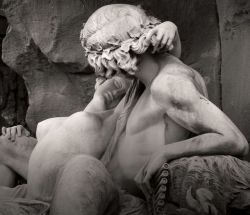 andantegrazioso: Galatea In Acis Arms | Medici Fountain In The Luxembourg Gardens, Paris  