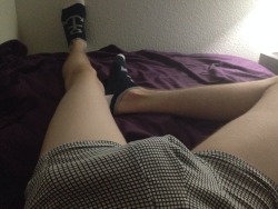 shiny-whimsicotts:  Well there’s a partial bulge pic I guess