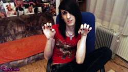 Casual tired kitty me at today 5am :o Any way meowing you guys in few hours on Chaturbate =^_^=