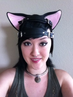 ekhokumori:  My new fox/cat ears!  :D Hi Ekho! This is such a cute pic! Can&rsquo;t wait to get you on my site! &lt;3