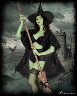 peppermintpinup:  “Let all Oz be agreed - I’m wicked through and through…” Photography and art by the great and powerful Al Abbazia 