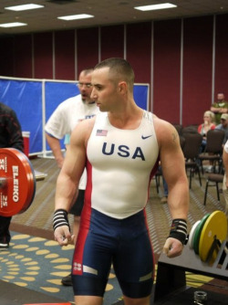 ffhusbear:  campusbeefcake:  olympic beef  Couldnt help it, I had to